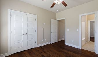 4103 SW Buckeye St, Bentonville, AR 72713