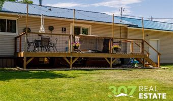153 E 1st St N, Cowley, WY 82420