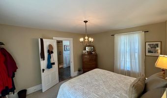 23 Holland St, Bangor, ME 04401