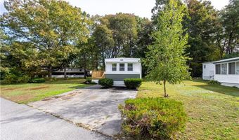 17 Park Ln, Coventry, RI 02816