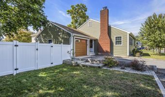 65 Shell St, Beachwood, NJ 08722