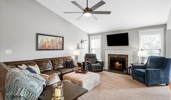 1456 Red Oak Plantation Dr, Ballwin, MO 63021