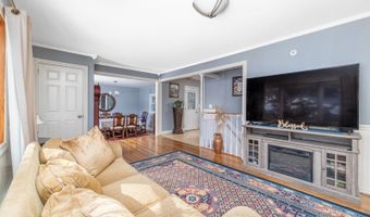 21 High Point Ter, Alloway, NJ 07461