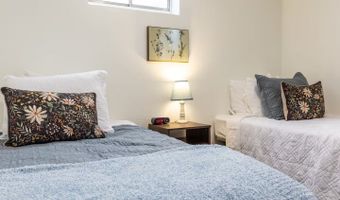 931 1st St, Elko, NV 89801