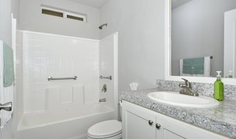 32700 SE LEEWOOD Ln 4000, Boring, OR 97009