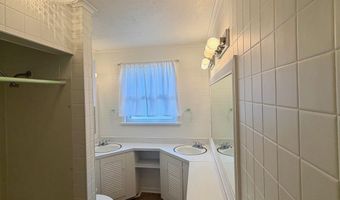 307 N Van Buren St, Auburn, IN 46706
