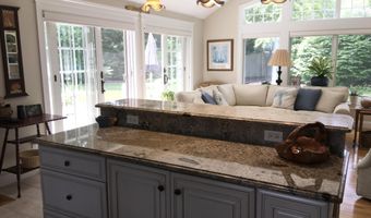 23 Seabreeze Dr, Bourne, MA 02532