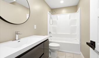 822 W STAR SPANGLED Dr, Bluffdale, UT 84065