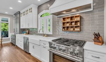 5874 Shallow Water Ln, Bargersville, IN 46106