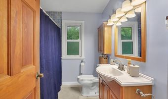 30 Lake Rd, Columbia, CT 06237