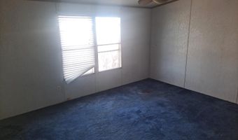 2209 Sandyridge Dr, Carlsbad, NM 88220