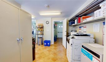 460 E Main Rd, Middletown, RI 02842