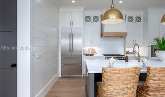 123 Hunting Lodge Rd, Bluffton, SC 29910