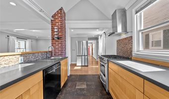 11 Wilson Ave, Amity Harbor, NY 11701