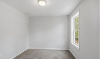 14 Elaine Dr, Hopkinton, RI 02833