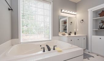 12529 DEER POINT Cir, Berlin, MD 21811