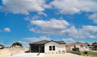 2308 Sage St, Carlsbad, NM 88220