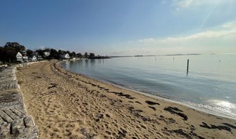 37 Seaview Ave, Branford, CT 06405