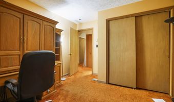 27 Longfellow Cir, Albrightsville, PA 18210