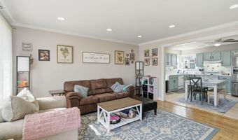311 Pine St, Lakehurst, NJ 08733