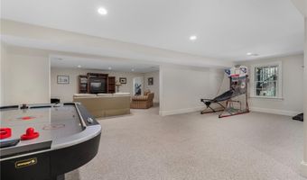 70 Great Rd, East Greenwich, RI 02818