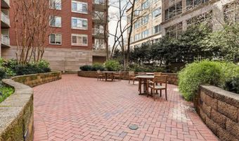 820 N POLLARD St 511, Arlington, VA 22203