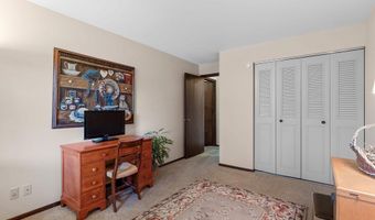 3182 JUSTIN Ct 5, Appleton, WI 54914