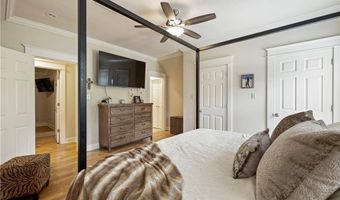 921 Carriage Way, Baton Rouge, LA 70808