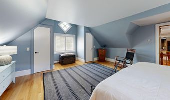 75 Court St, Belfast, ME 04915
