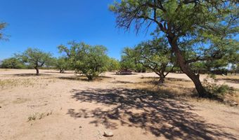 2190 Dark Star Rd, Benson, AZ 85602