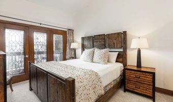 120 Offerson Rd 3460, Beaver Creek, CO 81620