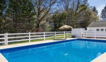 820 SHARPLESS Rd, Hockessin, DE 19707