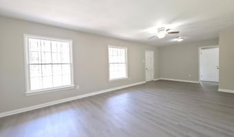 1703 State St, Biloxi, MS 39531