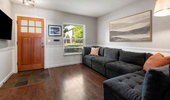 21370 NE Pecoraro Loop, Bend, OR 97701