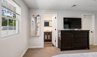 417 Main St, Bayville, NJ 08721