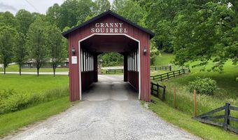 1136 Granny Squirrel Dr, Andrews, NC 28901
