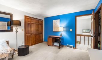 301 N Amherst Rd, Bedford, NH 03110