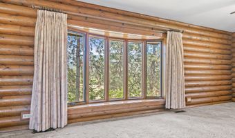 11597 Corp Ranch Rd, Ashland, OR 97520