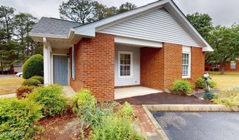 1203 Wilshire Cir, Aberdeen, NC 28315
