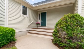 7 St Andrews Dr, Bedford, NH 03110