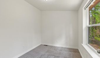 318 Meadowland Dr, Blanchard, ID 83804