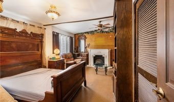 584 Apple Dr, Akron, OH 44319