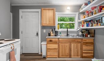 249 Palm St, Bangor, ME 04401