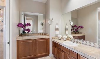 7200 E RIDGEVIEW Pl 9, Carefree, AZ 85377