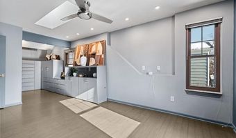 1405 W Liberty St, Ann Arbor, MI 48103