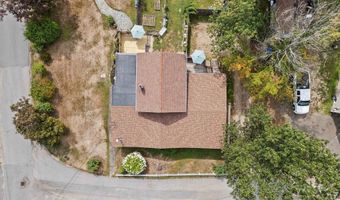 116 Pond St, Newton, NH 03858