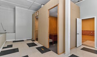 41 Chestnut St, Amsterdam, NY 12010