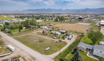2250 Oro Ln, Belgrade, MT 59714