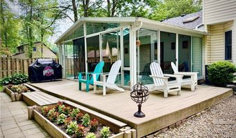 1125 Royal Dr, Amherst, OH 44001