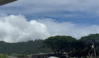 2543 Rooke Ave, Honolulu, HI 96817
